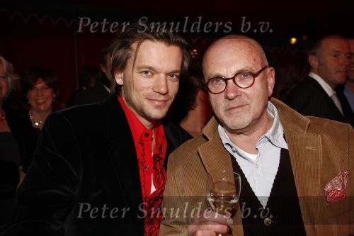 18 December 2008 Kerst/Nieuwjaarsborrel Princess
Serge Henri Valcke met een vriend
Foto Peter Smulders BV Eindhoven