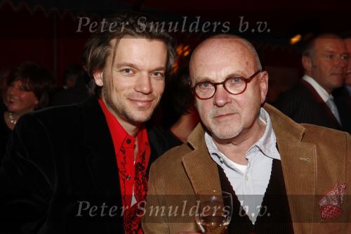 18 December 2008 Kerst/Nieuwjaarsborrel Princess
Serge Henri Valcke met een vriend
Foto Peter Smulders BV Eindhoven