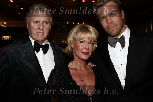 Amsterdam 11 december 2008
Openings en VIP avond van de Miljonairsfair in de Rai. Sheila de Vries met man en zoon
Peter Smulders bv