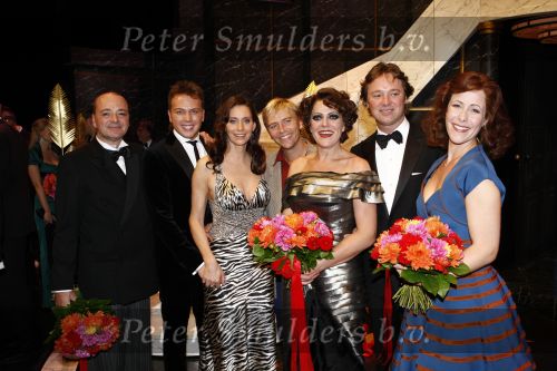 Amsterdam 10 oktober 2008
Premiere Sunset Boulevard met Simone Kleinsma en Antonie Kamerling in carre. Pia Douwes Frits Sissing en Jamai Looman
Peter Smulders bv