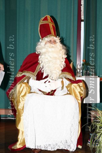 Hoorn 29 november 2008
Presentatie boek Frederik de Groot in de schouwburg van Hoorn. Frederik met sinterklaas
Peter Smulders bv