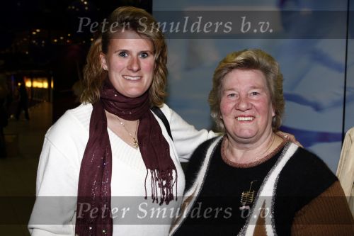 Rotterdam 16 oktober 2008
Premiere Holiday on ice in ahoy. Sjoukje Dijkstra met dochter
Peter Smulders bv