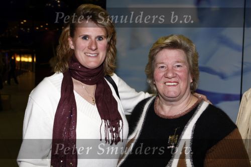 Rotterdam 16 oktober 2008
Premiere Holiday on ice in ahoy. Sjoukje Dijkstra met dochter
Peter Smulders bv