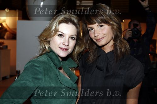 Amsterdam 13 december 2008
Feestje ivm het 5 jarig bestan van Jackie op de miljonair fair. Suzanne de Jong (r) met ...
Peter Smulders bv