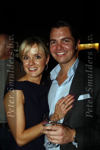 Amsterdam 13 december 2008
Feestje ivm het 5 jarig bestan van Jackie o de miljonair fair. Suze Mens met vriend
Peter Smulders bv