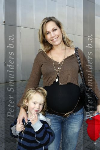 Amsterdam 6 oktober 2007
Premiere Kabouter Plop film in pathe arena. Een zwangere Tanja Jess met zoon Billie