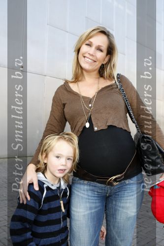 Amsterdam 6 oktober 2007
Premiere Kabouter Plop film in pathe arena. Een zwangere Tanja Jess met zoon Billie