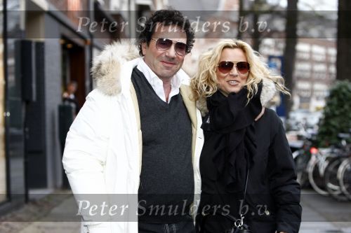 Amsterdam 25 maart 2008
Tatjana verliefd met haar nieuwe vriend Ronnie Rosenbaum op de beethovenstraat.
Peter Smulders bv