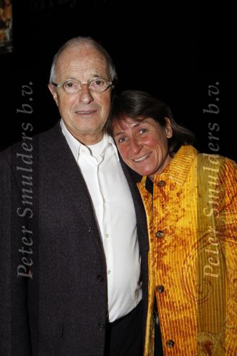 Amsterdam 7 december 2007
Theo Heuft met vriendin op de miljonairsfair. Hij verkoopt tegenwoordig kunst.
Peter Smulders bv