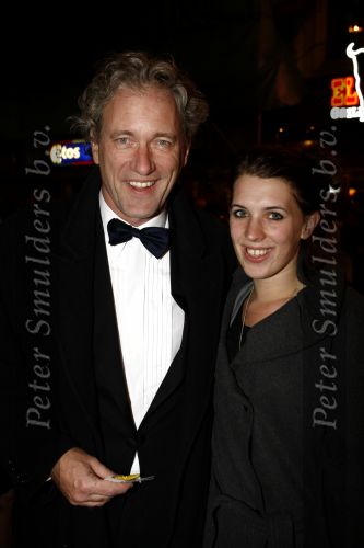 Amsterdam 17 november 2008
Premiere Oorlogswinter in Tuschinski. Thom de Graaf met zijn dochter
Peter Smulders bv