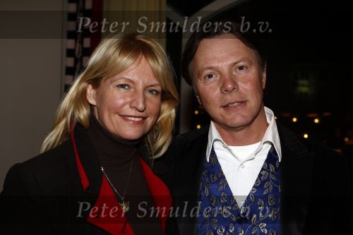 Zeist 27 december 2008
45 jarig artiesten jubileum van Ronnie Tober in he Fygi theater. duo To Be
Peter Smulders bv
