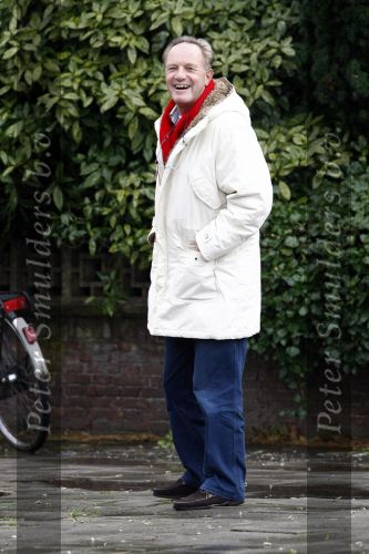 Amsterdam 2 december 2008
Oud tennis kampioen Tom Okker op straat.
Peter Smulders bv