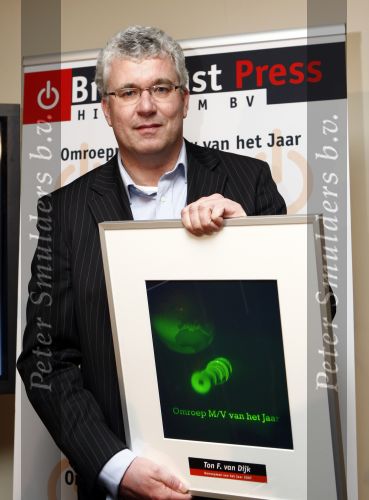 Bussum 24 januari 2008
Omroepman van het jaar verkiezing bij Jan Tabak. Paul de Leeuw met winnaar Ton v Dijk