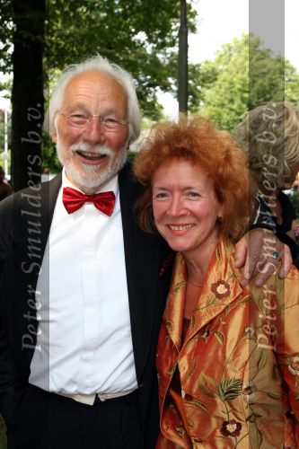 Nuenen, 9 Augustus 2008
Trouwen Tanja Jess en Charly Luske
Vader Tanja Jess met zijn vrouw waar hij 25 jaar mee getrouwd is