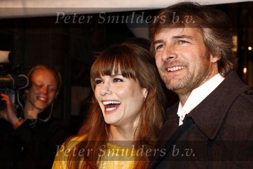 Amstedam 8 december 2008
Prmiere film Wit licht in Tuschinski. Victor Reinier en Angela Schijf
Peter Smulders bv