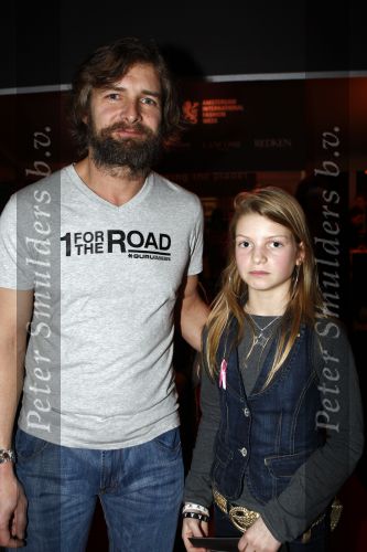 Amsterdam 28 januari 2008
Victor Reinier met baard  bij modeshow van Simone v Trojen samen met zijn dochter en een vriendin.