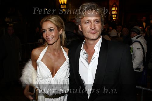 Amstedam 8 december 2008
Prmiere film Wit licht in Tuschinski. Wendy v Dijk en Erland Galjaard
Peter Smulders bv