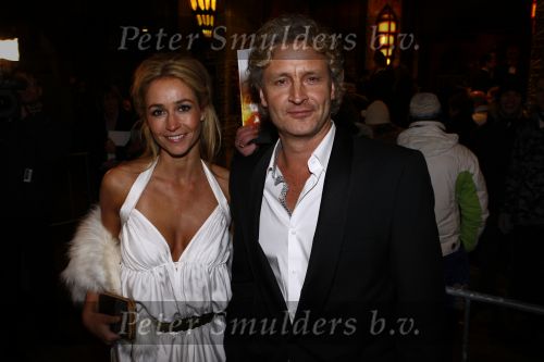 Amstedam 8 december 2008
Prmiere film Wit licht in Tuschinski. Wendy v Dijk en Erland Galjaard
Peter Smulders bv