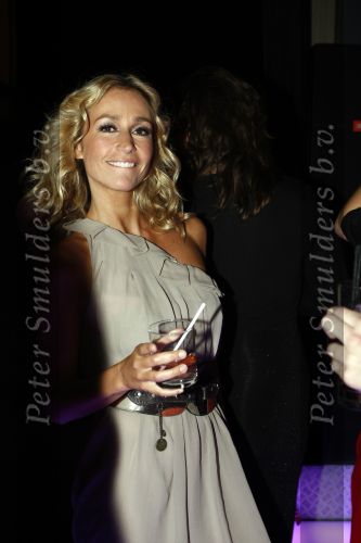 Amsterdam 24 oktober 2008
Uitreiking en gala van de televizierring 2008 in Carre. Wendy v Dijk op de dansvloer
Peter Smulders bv