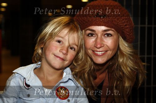 Rotterdam 30 november 2008
Het feest van Sinterklaas in ahoy .Wendy v Dijk met Sem
Peter Smulders bv