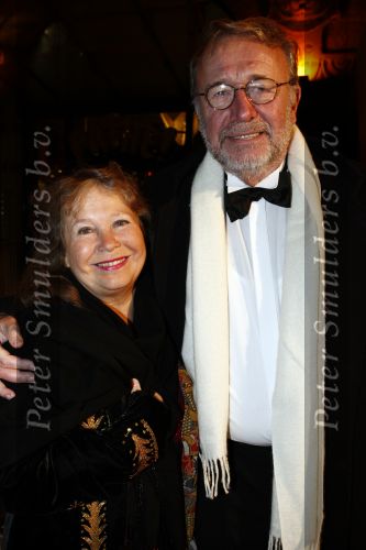 Den Haag 22 oktober 2008
Premiere Pauwen en Reigers in pathe Buitenhof. Wieteke v Dort met man
Peter Smulders bv
