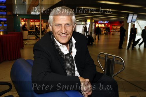 Schiphol 1 oktober 2008
Presentatie Boeing Boeing op schiphol met Jon v Eerd Lone v Roosenaal Dominique v Vliet irene Kuiper Wilbert Gieske Camilla Siegertsz en Erwin v Lambaart op schiphol.
Peter Smulders bv