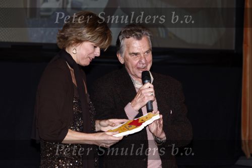 Amsterdam 25 november 2008
Prinses Laurentien ontvangt uit handen van Willem Nijholt het eerste exemplaar van het boek van Winnie de Pooh in artis.
Dieuwertje Blok presenteert het programma.
Peter Smulders bv