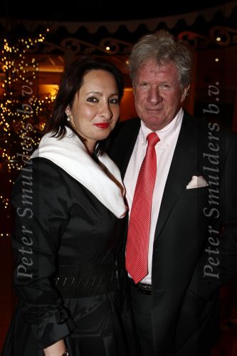 Zeist 27 december 2008
45 jarig artiesten jubileum van Ronnie Tober in he Fygi theater.Willibrord Frequin met zijn vrouw Suzanne
Peter Smulders bv