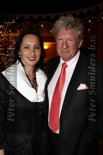 Zeist 27 december 2008
45 jarig artiesten jubileum van Ronnie Tober in he Fygi theater.Willibrord Frequin met zijn vrouw Suzanne
Peter Smulders bv