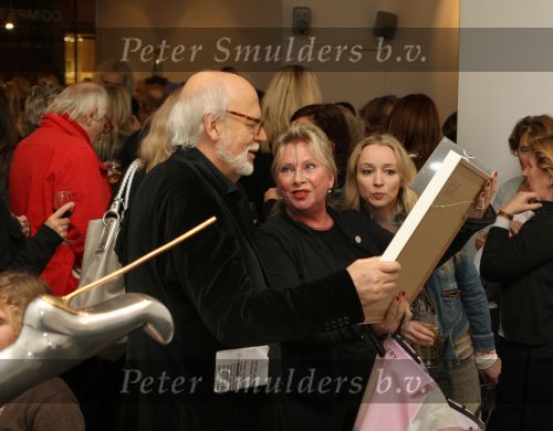 Amsterdam, 15 November 2008
Opening Expositie van Judith Wiersma
Willy Hoogland met Rob Houwer
Foto Peter Smulders BV