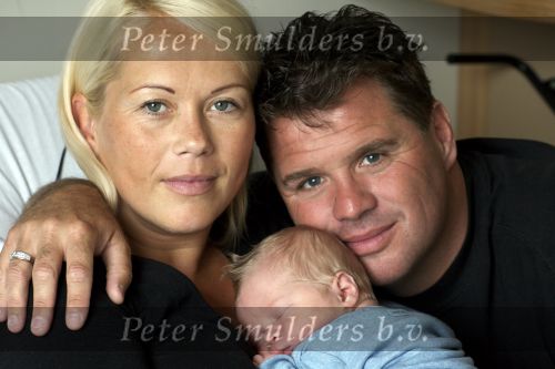 Zaandam 10 juli 2008
Wolter Kroes en Tessa Kroes met hun zoon Thomas Kroes in het ziekenhuis.