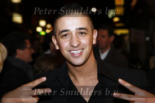 Amsterdam 17 november 2008
Premiere oorlogswinter in Tuschinski. Yes R
Peter Smulderrs bv