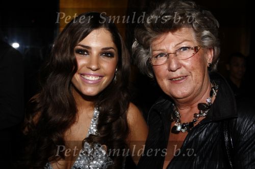 Amsterdam 20 november 2008
Presentatie Yolanthe\'s choise in Jimmy Woo. Yolanthe Cabau v Kasbergen heeft opnieuw een lingerie lijn ontwikkelt vor Livera.
Peter Smulders bv