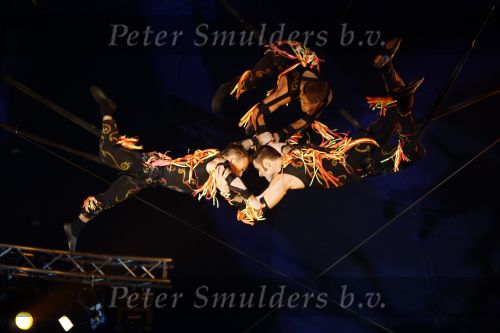 Den Bosch 19 november 2008
Kerstcircus rtl gepresenterd door Wendy v Dijk en Beau v Erven Dorens. Ruben Houkes Yuri v Gelder en Mark Huizinga
Peter Smulders bv