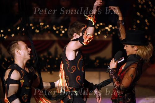 Den Bosch 19 november 2008
Kerstcircus rtl gepresenterd door Wendy v Dijk en Beau v Erven Dorens. Ruben Houkes Yuri v Gelder en Mark Huizinga
Peter Smulders bv