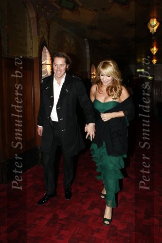 Amstedam 8 december 2008
Prmiere film Wit licht in Tuschinski. Linda de Mol en Jeroen Rietbergen
Peter Smulders bv