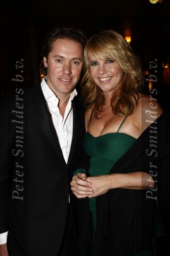 Amstedam 8 december 2008
Prmiere film Wit licht in Tuschinski. Linda de Mol en Jeroen Rietbergen
Peter Smulders bv