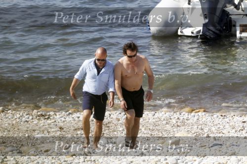 Ibiza 2 mei 2010
Marco Borsato met Leontien Luca Jada Senna en moeder Mary Borsato op vakantie op ibiza.
Peter Smulders bv
