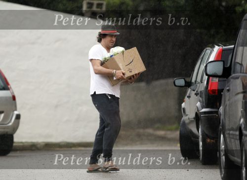 Ibiza 3 mei 2010
Marco Borsato Jada en Mary Borsato doen boodschappen bij de supermarkt. Marco heeft ook dit jaar weer een huis gehuurd op ibiza.
Peter Smulders bv