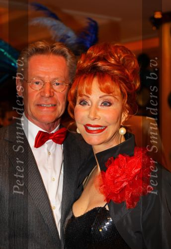 Noordwijk, 2 Mei 2010 Hotel van Oranje, Feest Gerard Joling t.g.v.
het 25 jaar artiesten jubileum
Marijke Helwegen met man
Foto Peter Smulders BV