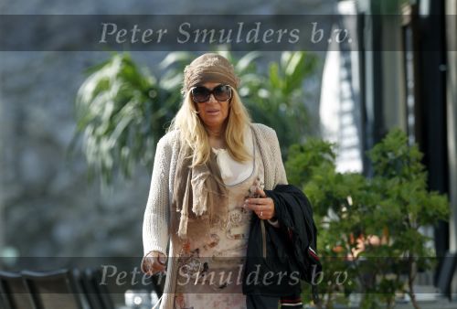 Ibiza 2 mei 2010
Marco Borsato met Leontien Luca Jada Senna en moeder Mary Borsato op vakantie op ibiza.
Peter Smulders bv