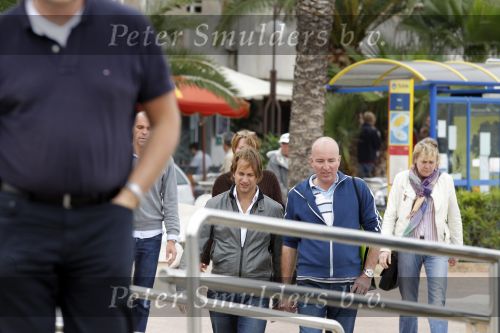 Ibiza 3 mei 2010
Peter v d Vorst met vriend en vrienden op een regenachtig Ibiza.
Peter Smulders bv