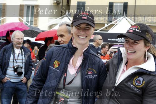 Brescia 6 mei 2010
Mille Miglia in brescia. Prinses Annette en Evelyne Westerman rijden in porsche spyder van State of art.
Peter Smulders bv