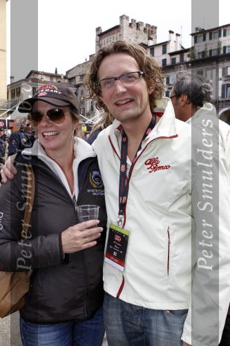 Brescia 6 mei 2010
Mille Miglia in brescia. Prinses Annette en Evelyne Westerman rijden in porsche spyder van State of art. Prinses Annette en Prins Bernhard jr
Peter Smulders bv