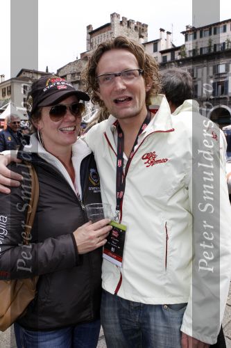Brescia 6 mei 2010
Mille Miglia in brescia. Prinses Annette en Evelyne Westerman rijden in porsche spyder van State of art. Prinses Annette en Prins Bernhard jr
Peter Smulders bv