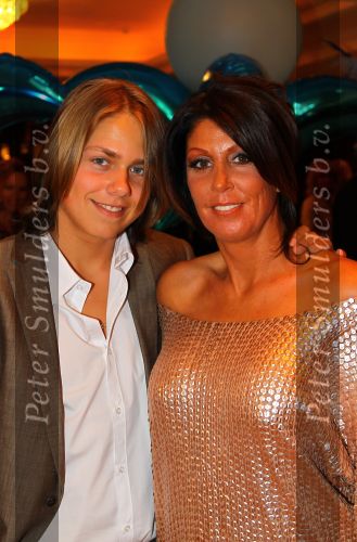 Noordwijk, 2 Mei 2010 Hotel van Oranje, Feest Gerard Joling t.g.v.
het 25 jaar artiesten jubileum
Rachel Hazes met Dre Hazes Jr.
Foto Peter Smulders BV