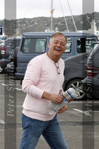Ibiza 3 mei 2010
Ontdekker van Frans Bauer Riny Schreienberg woont op ibiza.
Peter Smulders bv