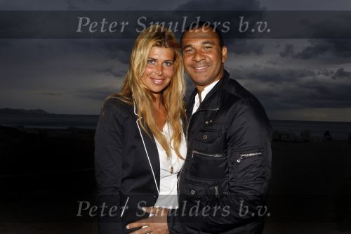 Ibiza 4 mei 2010
Ruud en Estelle Gullit op ibiza
Peter Smulders bv
