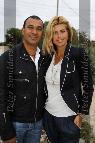 Ibiza 4 mei 2010
Ruud en Estelle Gullit op ibiza
Peter Smulders bv