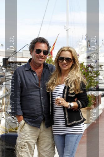 Marbella 11 mei 2010
Ronny Rosenbaum en Tatjana in de haven van Marbella Puerto Banus.
Peter Smulders bv